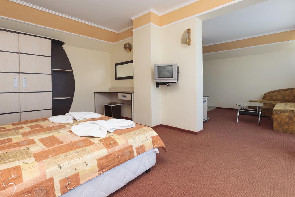 Guest House Kristal Ravda Cameră foto