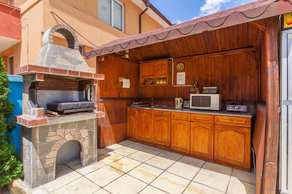 Guest House Kristal Ravda Exterior foto